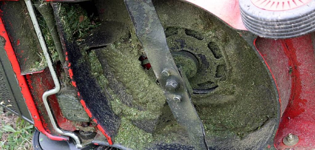 How to Clean Lawn Mower Blades