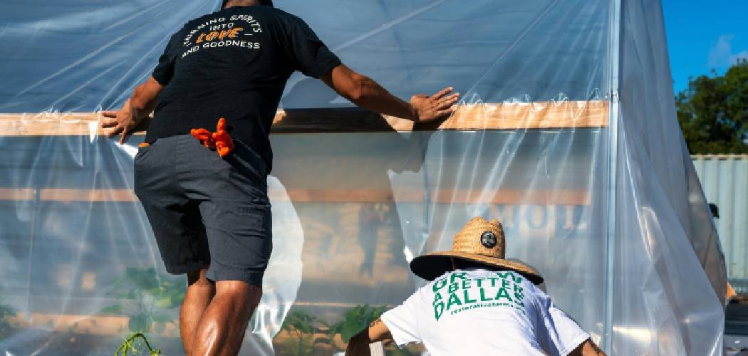 How to Install a Greenhouse