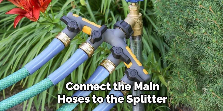 Connect the Main Hoses to the Splitter