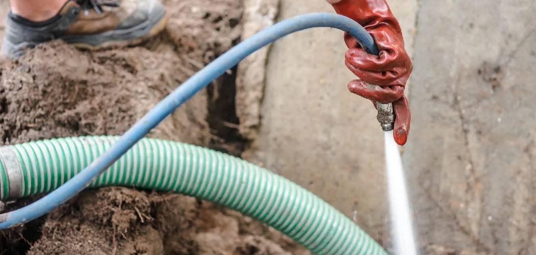 How to Keep a Hose from Kinking