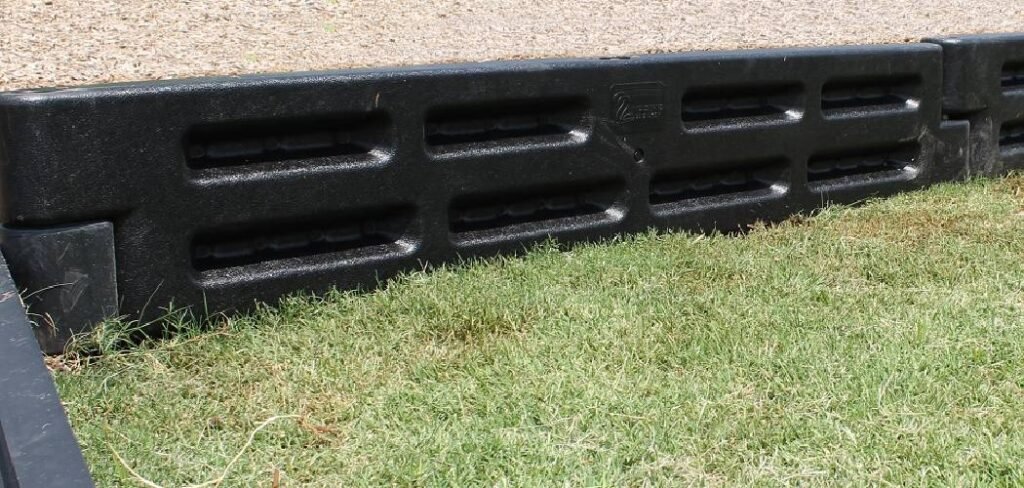 How to Make a Garden Border with Wood