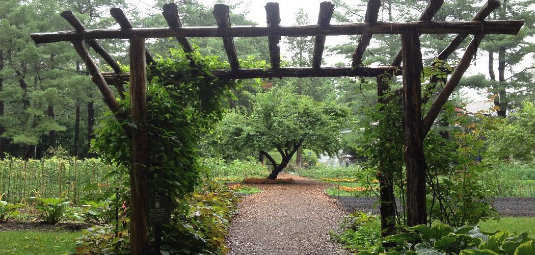 How To Anchor an Srbor in the Garden