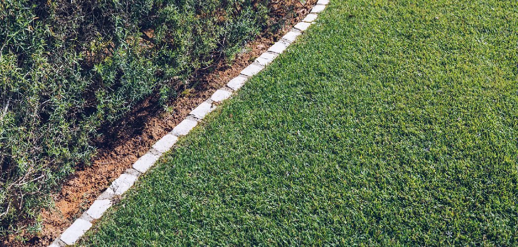 How to Separate Mulch from Grass